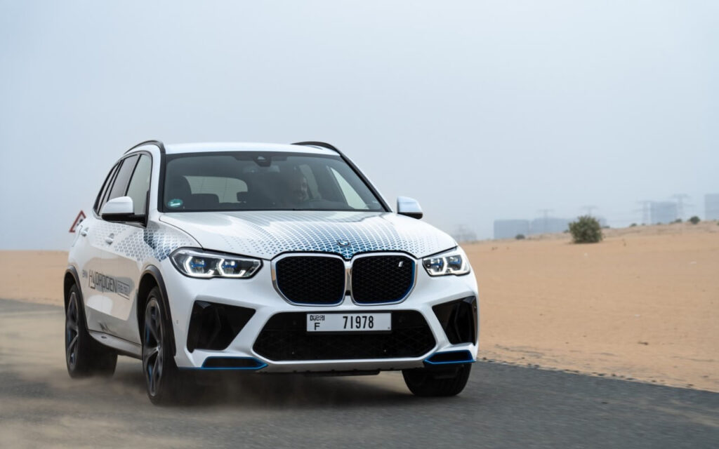 BMW iX5 Hydrogen em testes